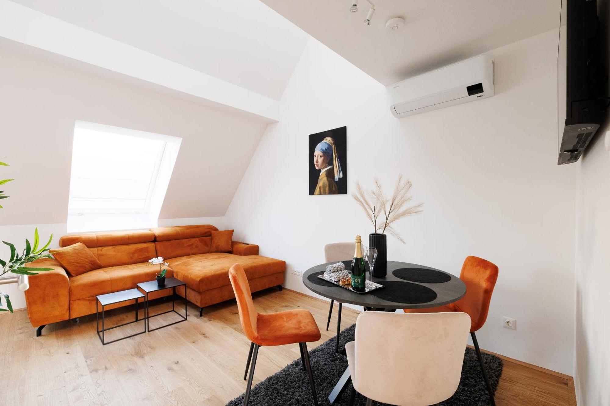 Symphony Apartments 42 - Modern Loft With Terrace And Grill In Central Location 비엔나 외부 사진