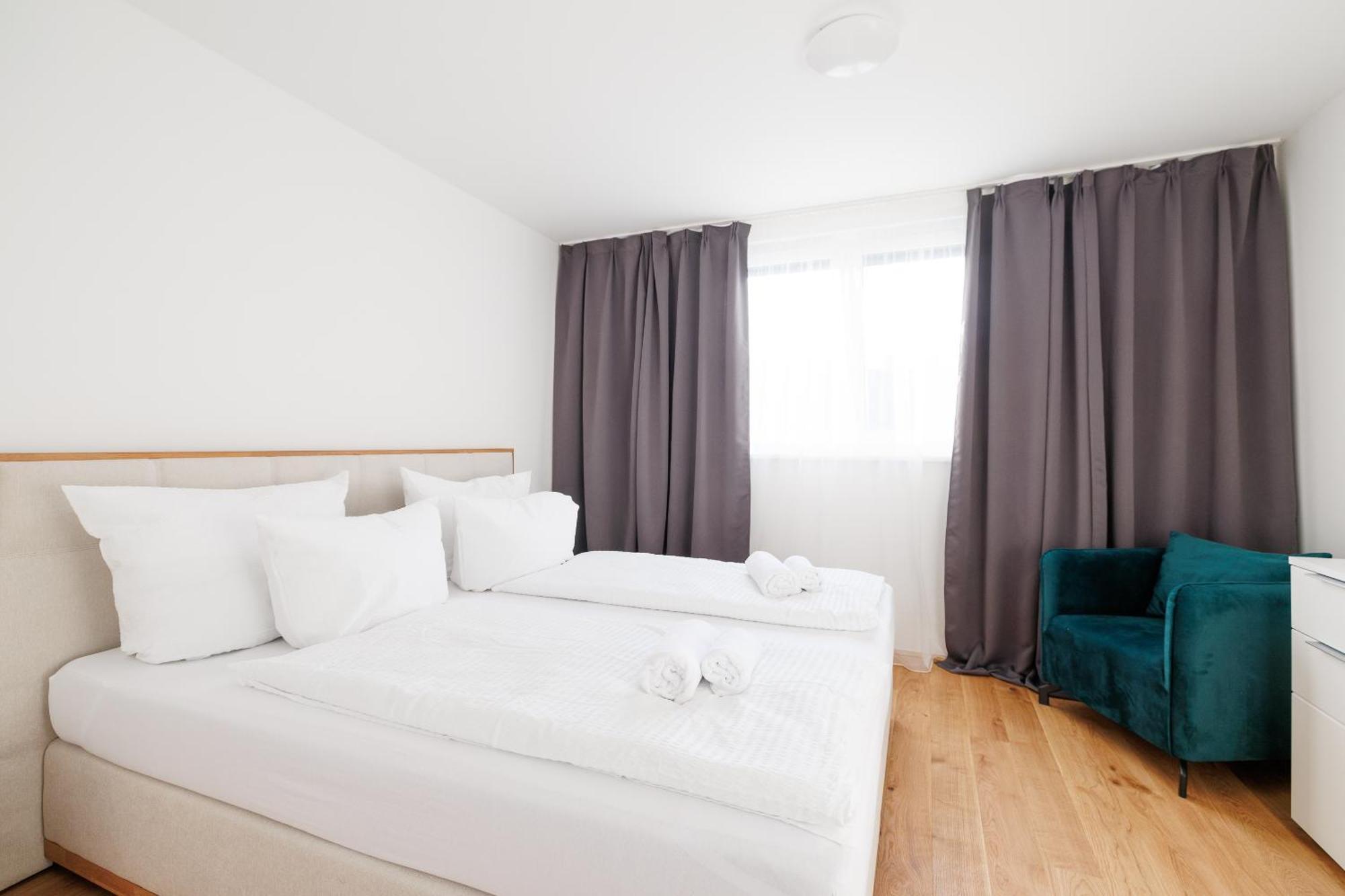 Symphony Apartments 42 - Modern Loft With Terrace And Grill In Central Location 비엔나 외부 사진